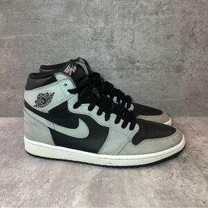 Nike Air Jordan 1 Retro High Sneakers 555088-035 Mens sz 10.5 - black/grey